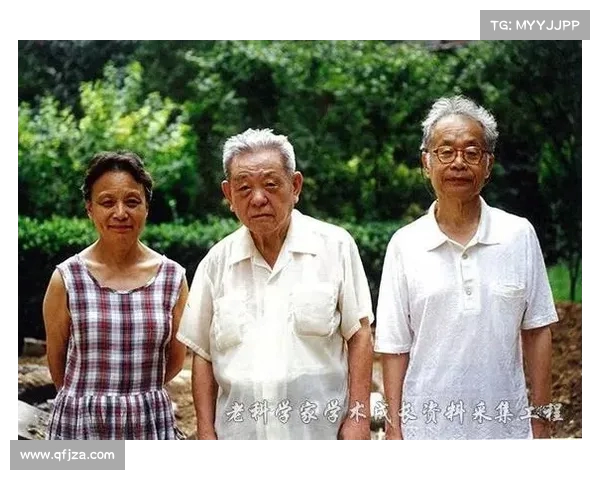 何祚庥谈院士评选标准:朱光亚、邓稼先无学术著作却当选,背后的深层意义是什么? 何祚庥谈院士评选标准:朱光亚、邓稼先无学术著作却当选,背后的深层意义是什么?
